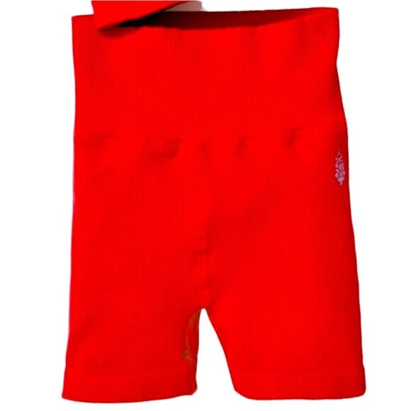 NEW Free People Movement Happiness Runs 5-inch Red Bike Sculpting Shorts XS/S - Picture 2 of 9